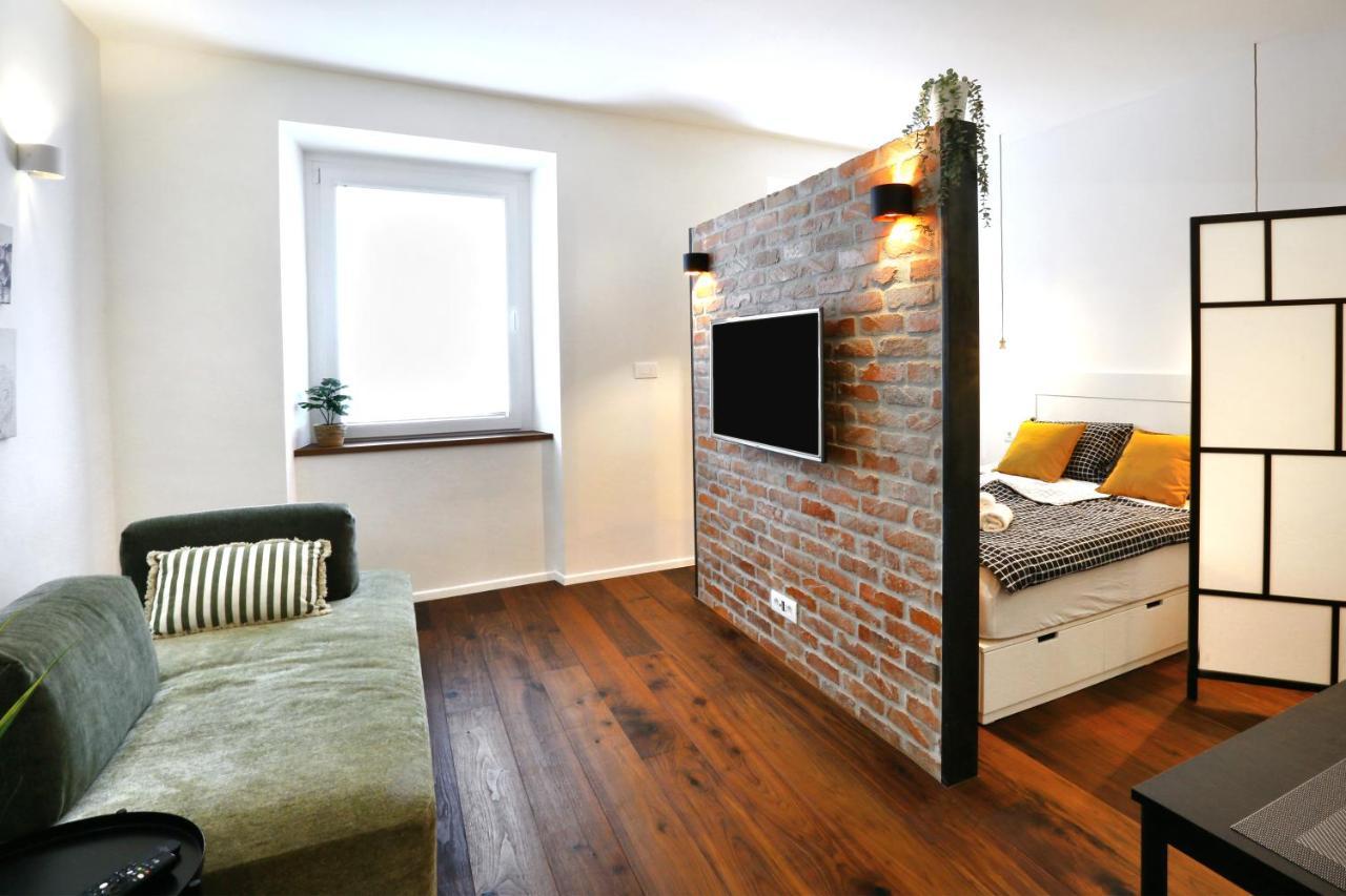 Wally Apartment Ljubljana Luaran gambar